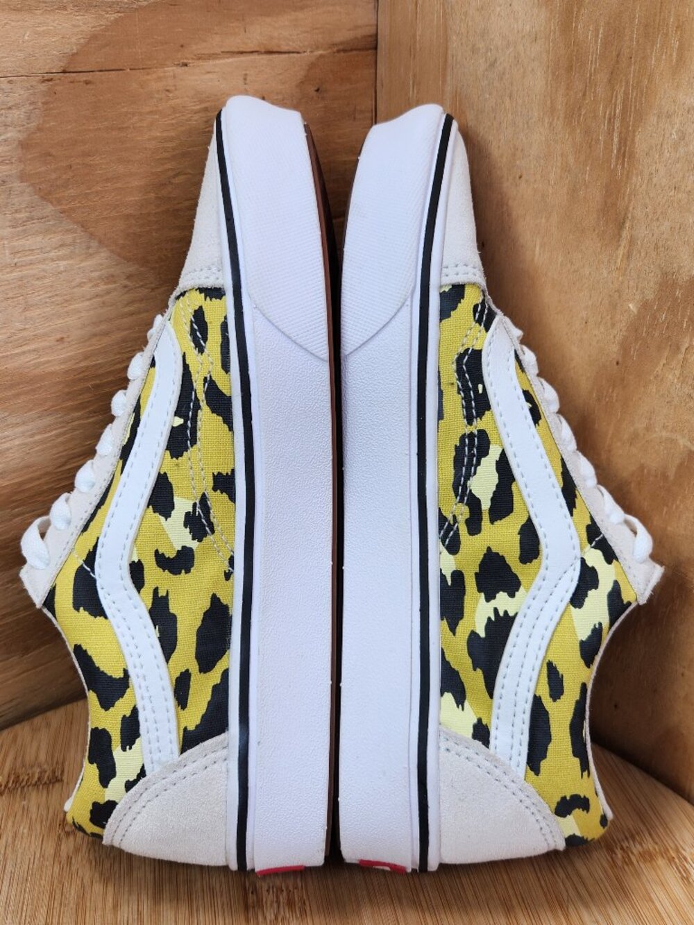 Vans Old Skool Comfy Cush Animal Checkered Print Low Suede Sneakers - Picture 7 of 9
